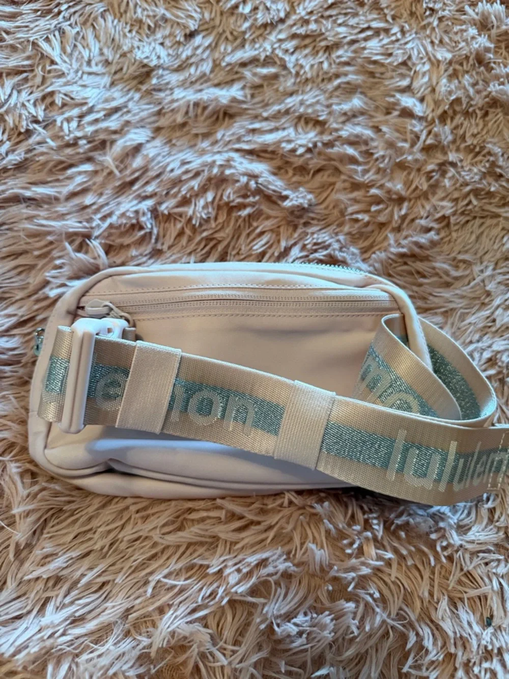 lululemon athletica Cream Crossbody Belt Bag with Striped Strap - Picture 2 of 3